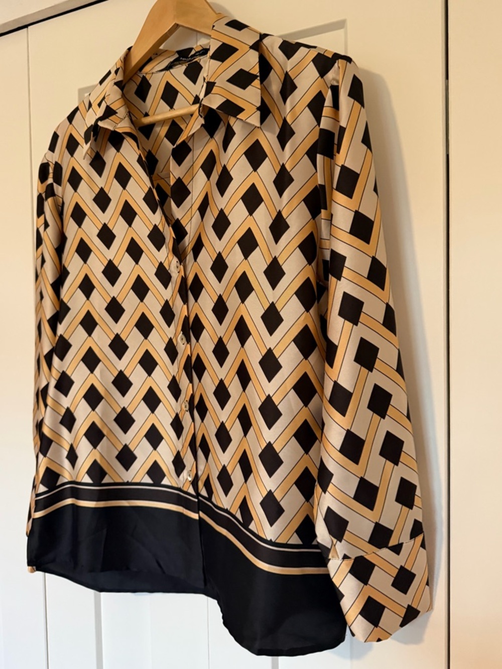 Mango Geometric Button-Up Shirt - Beige & Black